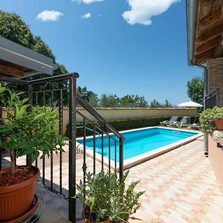 Pelizzar Ferienhaus *